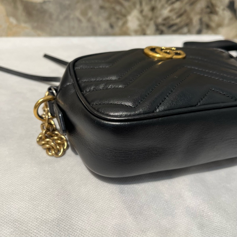 Gucci黑牛皮Marmont 18cm相機包-4