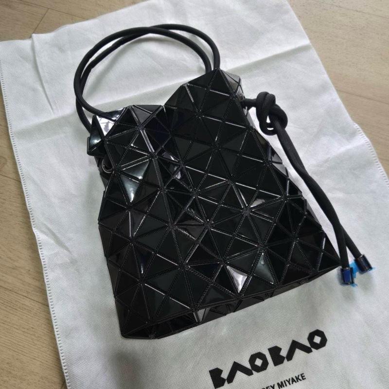Issey Miyake 三宅一生 BaoBao 水桶包 亮黑色 全新品-2