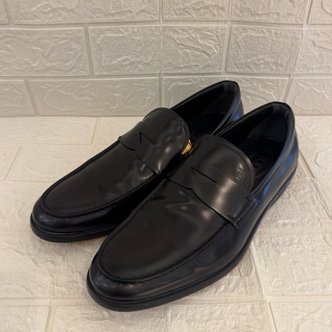 TOD’S黑色皮鞋👞9號