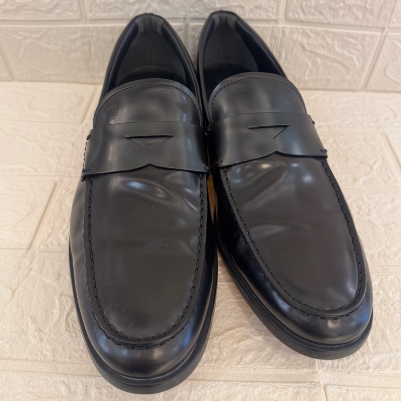 TOD’S黑色皮鞋👞9號-1