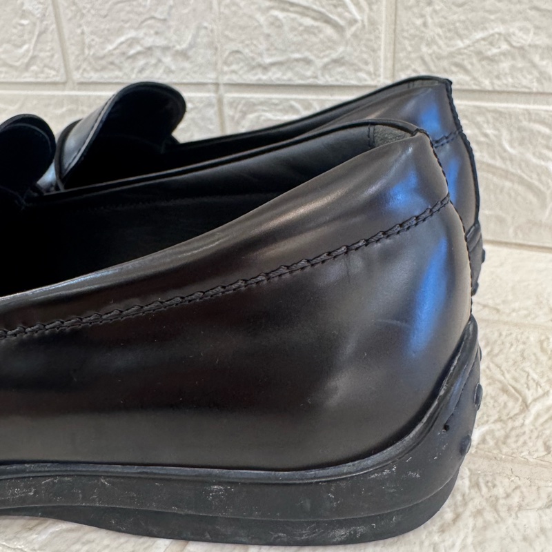 TOD’S黑色皮鞋👞9號-12