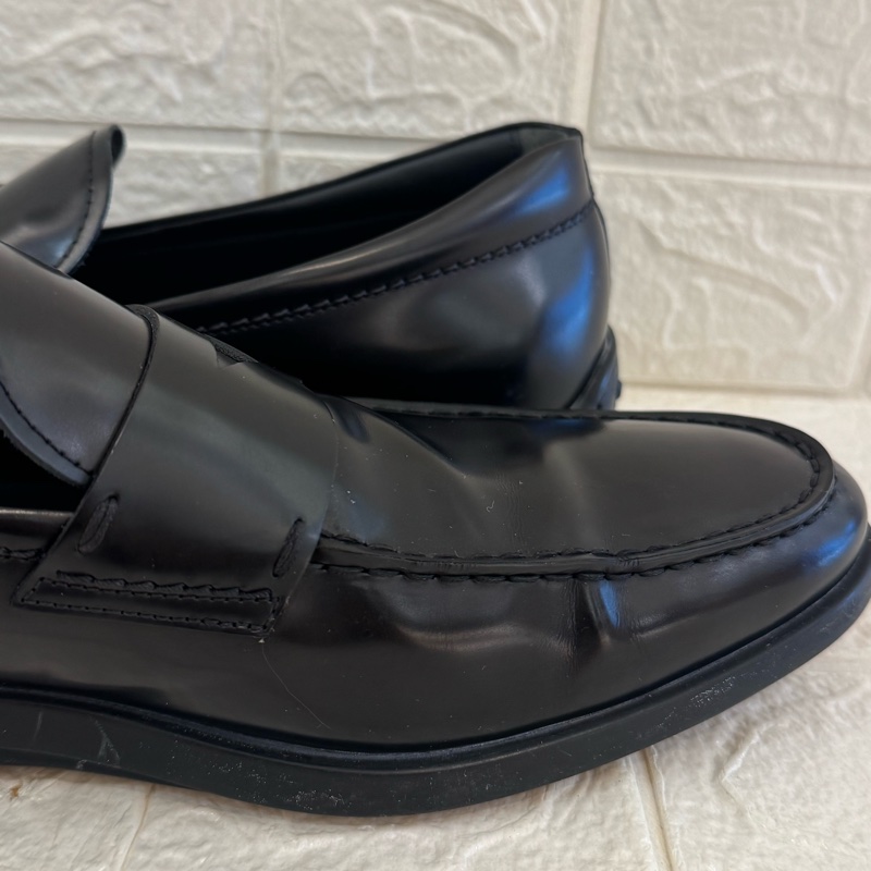 TOD’S黑色皮鞋👞9號-19