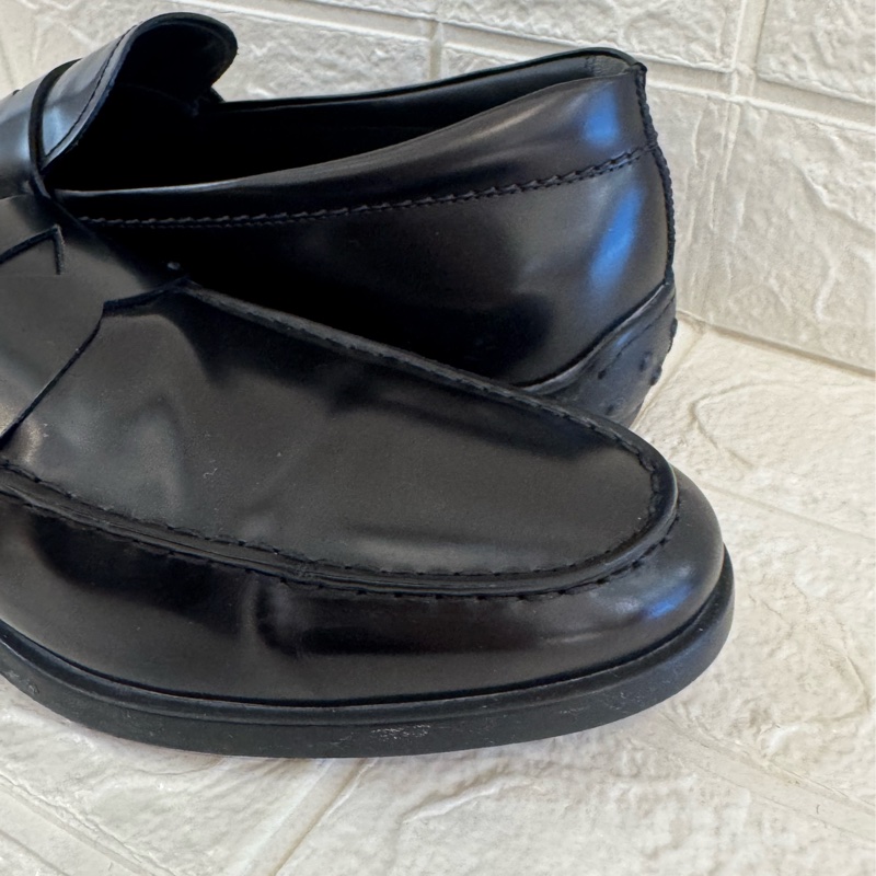 TOD’S黑色皮鞋👞9號-21
