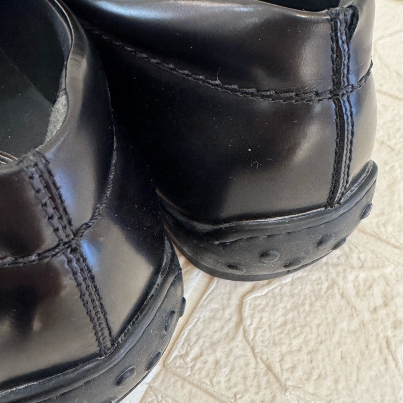 TOD’S黑色皮鞋👞9號-23