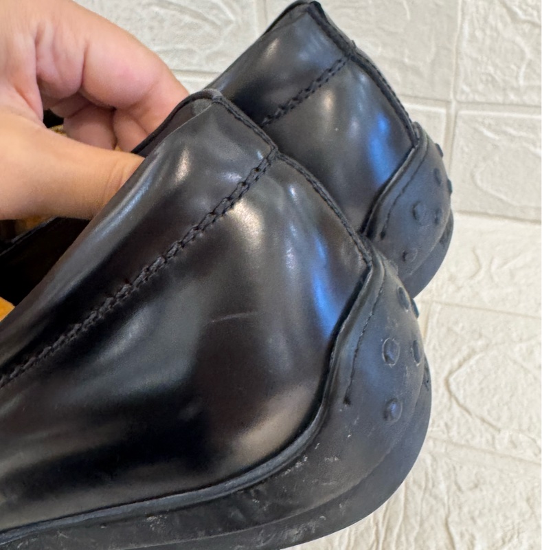 TOD’S黑色皮鞋👞9號-30