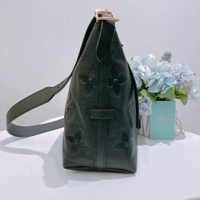 TW4867 Louis Vuitton 路易威登 晶片款 黑色全皮材質 M46288 Carryall PM Noir-3