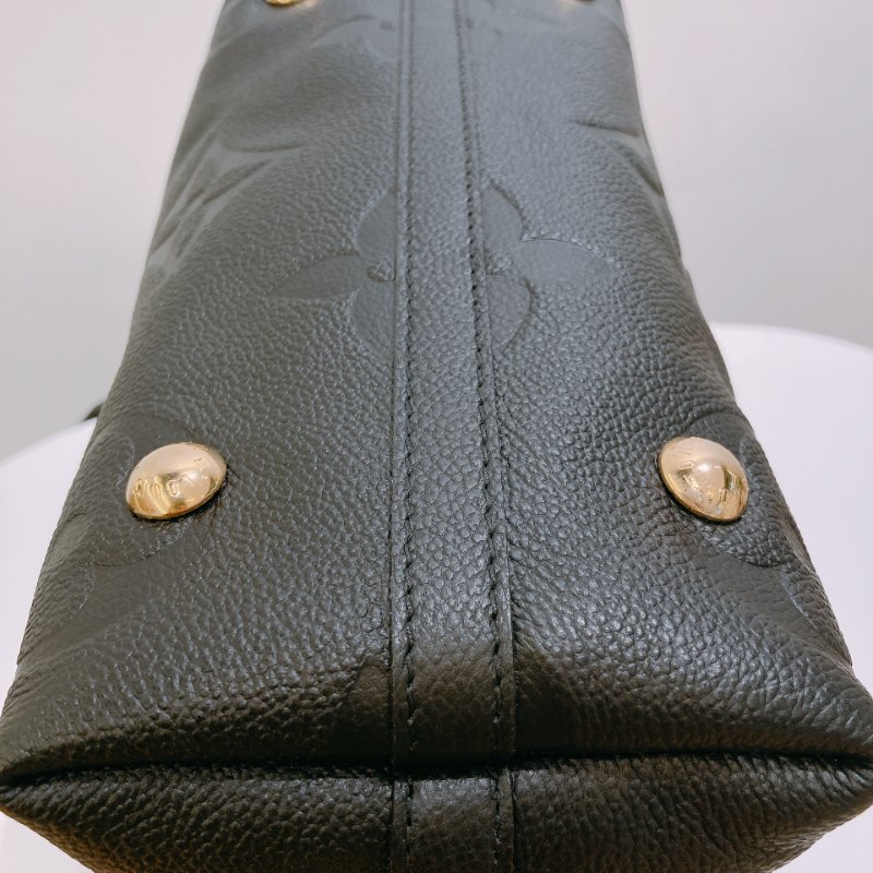 TW4867 Louis Vuitton 路易威登 晶片款 黑色全皮材質 M46288 Carryall PM Noir-10