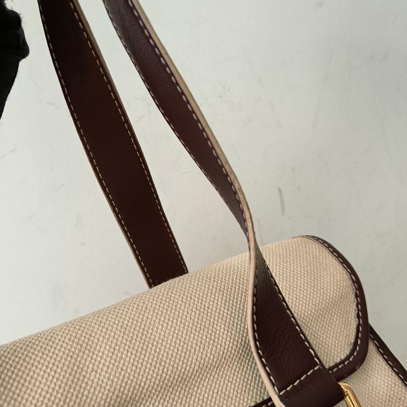 ❤️感恩月❤️折扣最後倒數至5/31‼️㊣✨CELINE✨思琳 帆布 皮革 凱旋門 復古 老錢風 法棍包 手提包 肩背包/二手包/保證正品🌳二手樹屋🌳-34