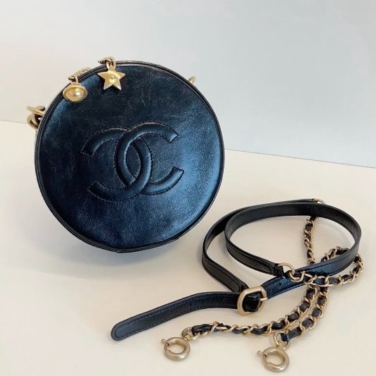 香奈兒/Chanel 黑金油蠟皮星月圓餅包-0