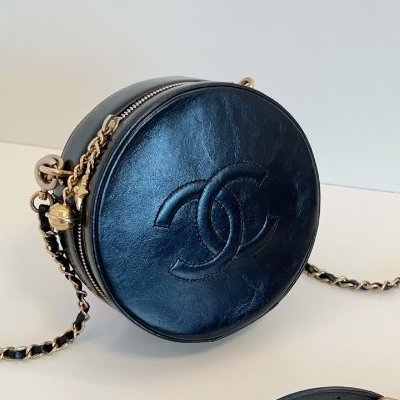 香奈兒/Chanel 黑金油蠟皮星月圓餅包-3