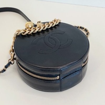 香奈兒/Chanel 黑金油蠟皮星月圓餅包-7
