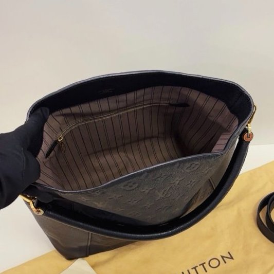 近新品 路易威登/Louis Vuitton 黑金全皮壓花Melie Hobo三用托特包-7