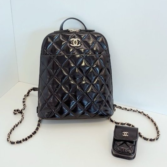 閒置新 香奈兒/Chanel 貝殼黑金油蠟皮 雙肩子母包-0