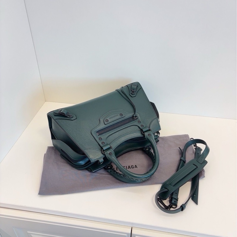 Balenciaga Neo Classic medium-2