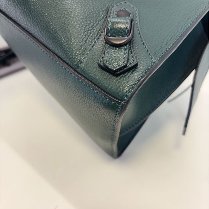 Balenciaga Neo Classic medium-12