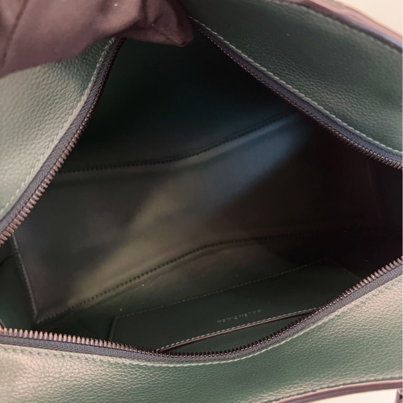 Balenciaga Neo Classic medium-21