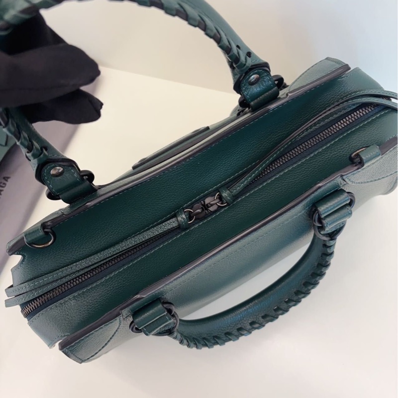 Balenciaga Neo Classic medium-23