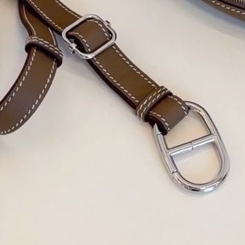 99新Hermes 愛馬仕in-the-loop 大象灰 銀扣 豬鼻子腰包-5