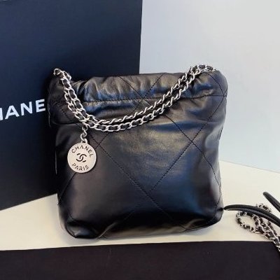 閒置新 香奈兒/Chanel 黑銀mini 22Bag垃圾袋-1