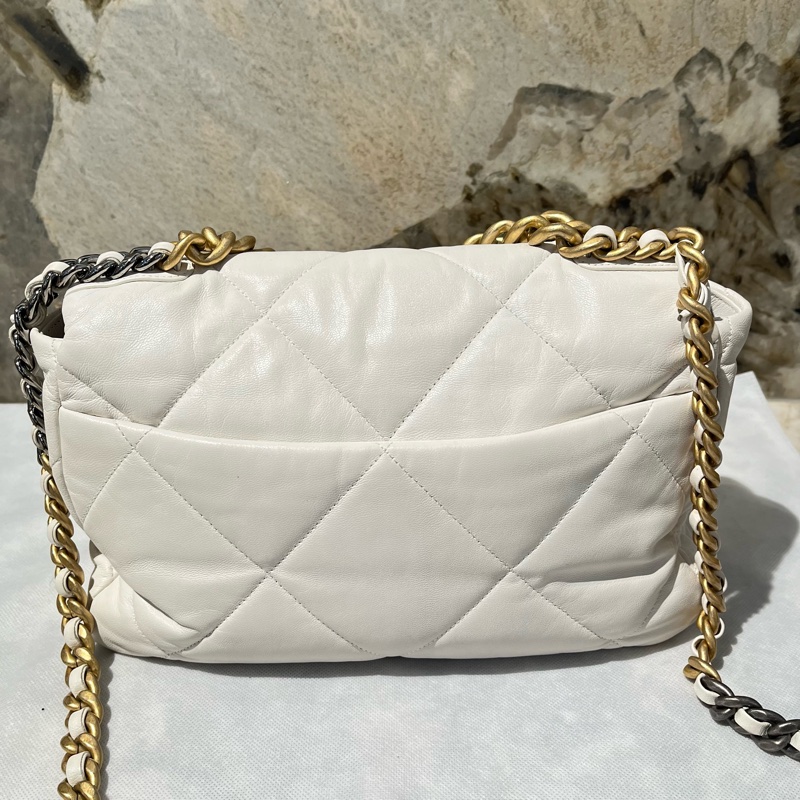 Chanel白色羊皮19bag 30cm-3