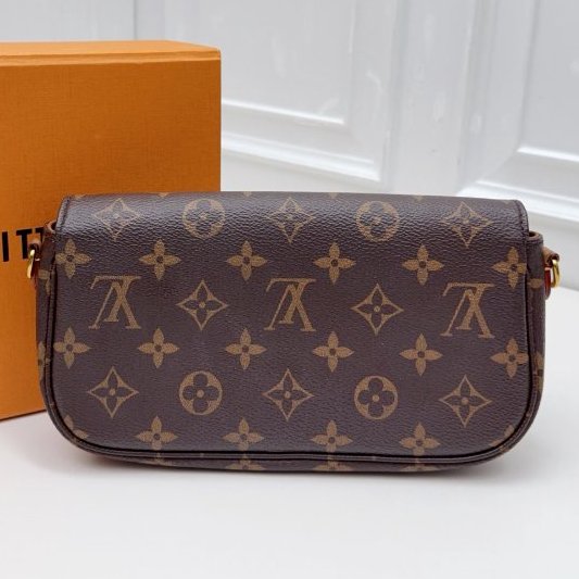 芯片款 路易威登/Louis Vuitton 經典老花Ivy-1