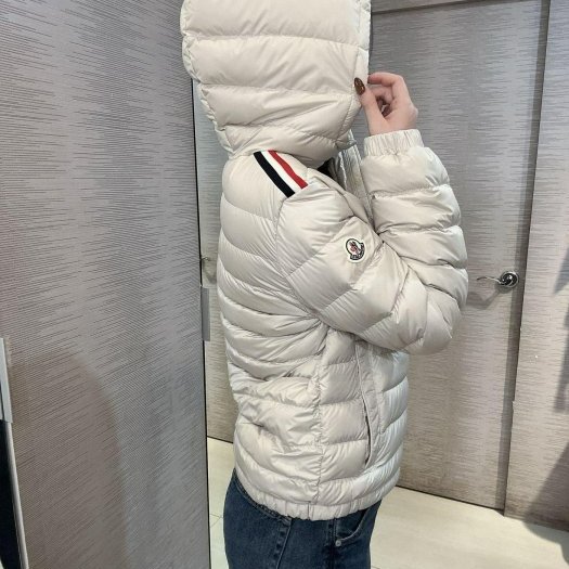 💎Han's house精品服飾💎 moncler Donvar 羽絨 連帽 外套 可手水洗 現貨 青年款 = 男成人 S 原價32000-4