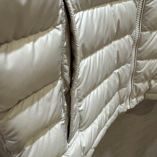 💎Han's house精品服飾💎 moncler Donvar 羽絨 連帽 外套 可手水洗 現貨 青年款 = 男成人 S 原價32000-5