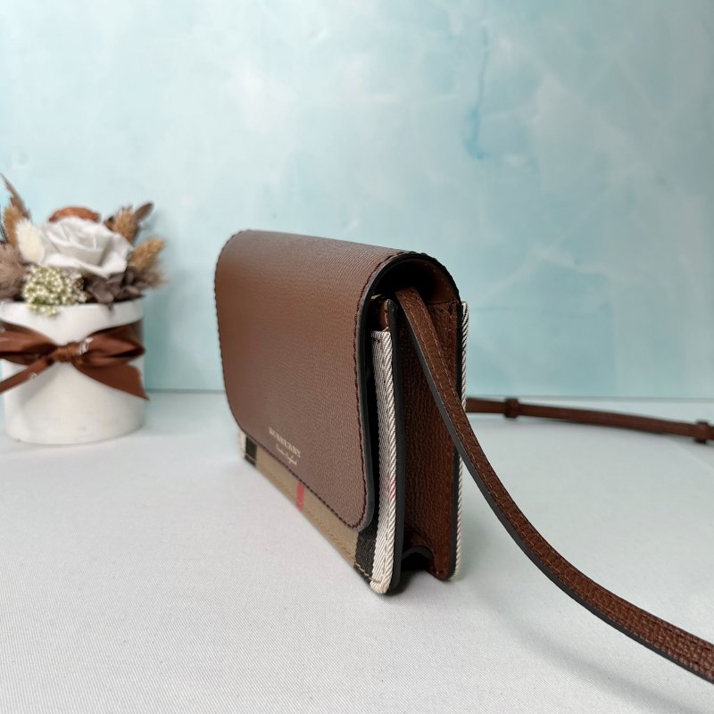 BURBERRY Hampshire牛皮拼格紋斜背包-2