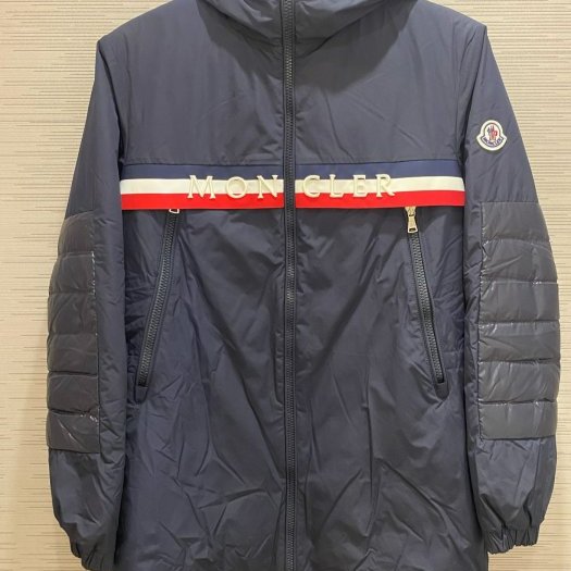 💎Han's house精品服飾💎moncler 防風 防水 尼龍 風衣 內 羽絨 連帽 外套 現貨 青年款-0
