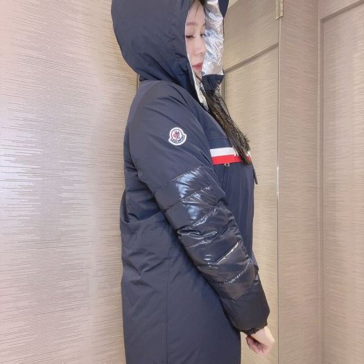 💎Han's house精品服飾💎moncler 防風 防水 尼龍 風衣 內 羽絨 連帽 外套 現貨 青年款-6