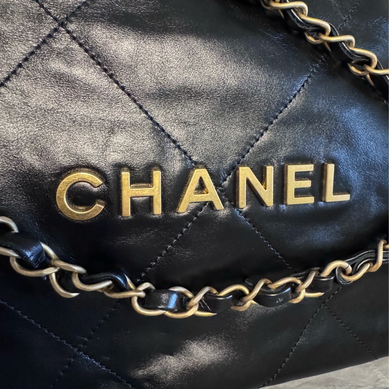 CHANEL 香奈兒 22 Bag, 小號hobo黑金垃圾袋-2
