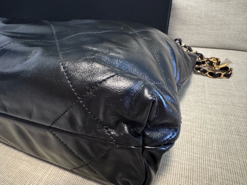 CHANEL 香奈兒 22 Bag, 小號hobo黑金垃圾袋-13