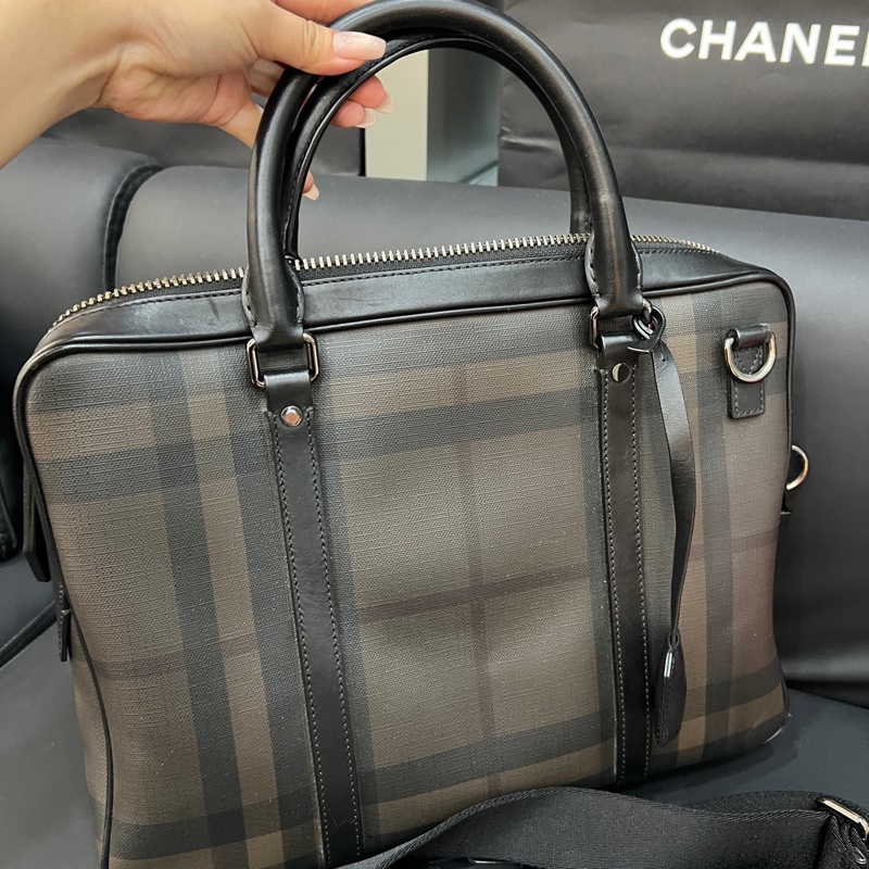 burberry巴寶莉 手提公文包 有肩帶  (特惠價)-1