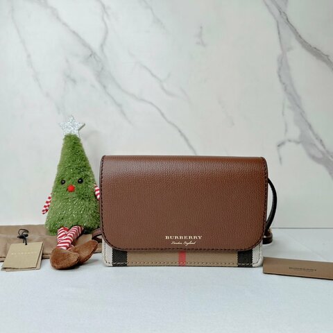 BURBERRY Hampshire斜背包