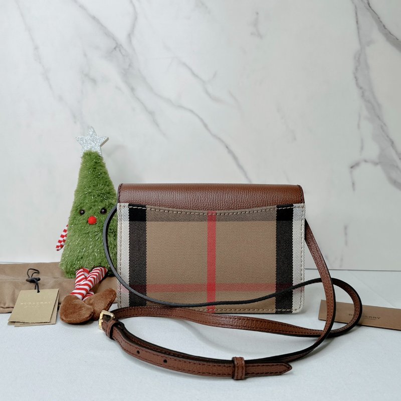 BURBERRY Hampshire斜背包-1