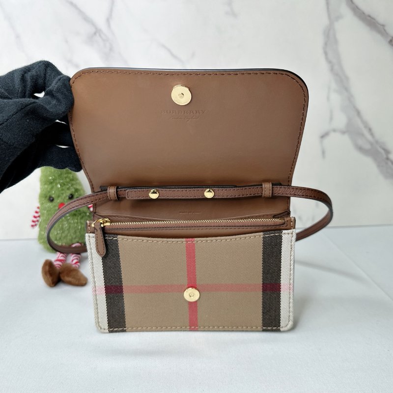 BURBERRY Hampshire斜背包-4