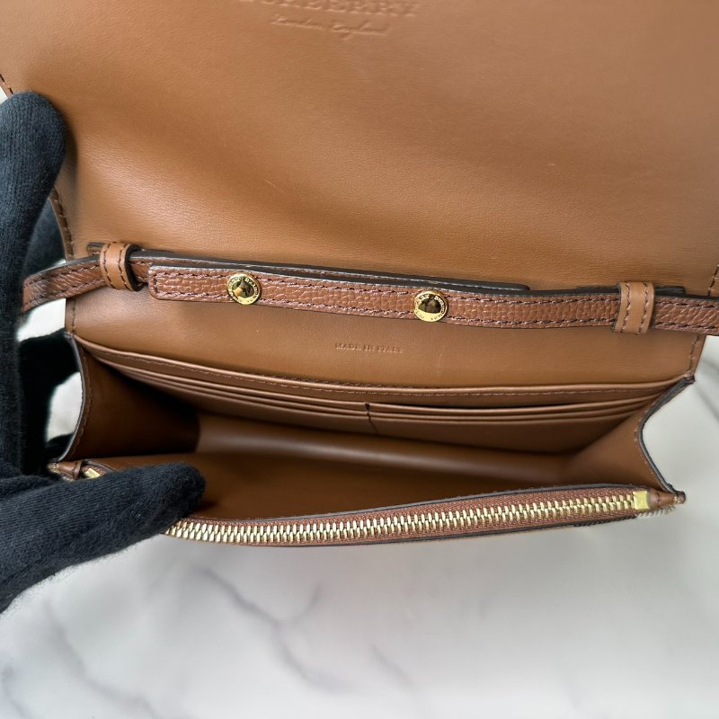 BURBERRY Hampshire斜背包-5