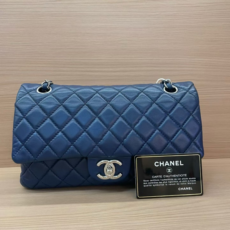 Chanel香奈儿CF深蓝色羊皮中號 2009年 12開 有卡 無塵袋無盒子 尺寸 25*15*6*-0