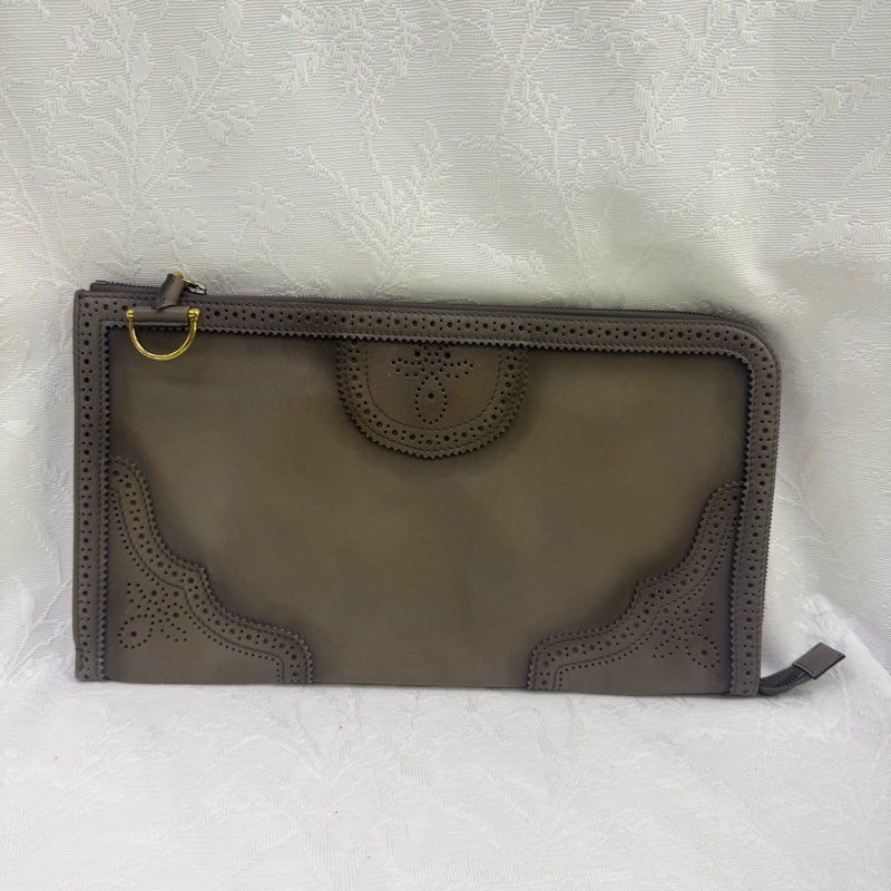 Gucci Duilio Brogue Clutch Bag-4