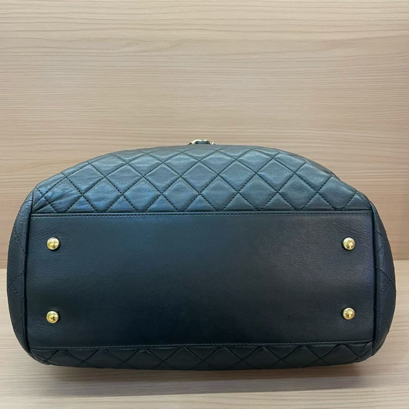 Chanel黑金抽绳中號水桶包 單肩手提斜挎包 2017年 23開 無附件-4