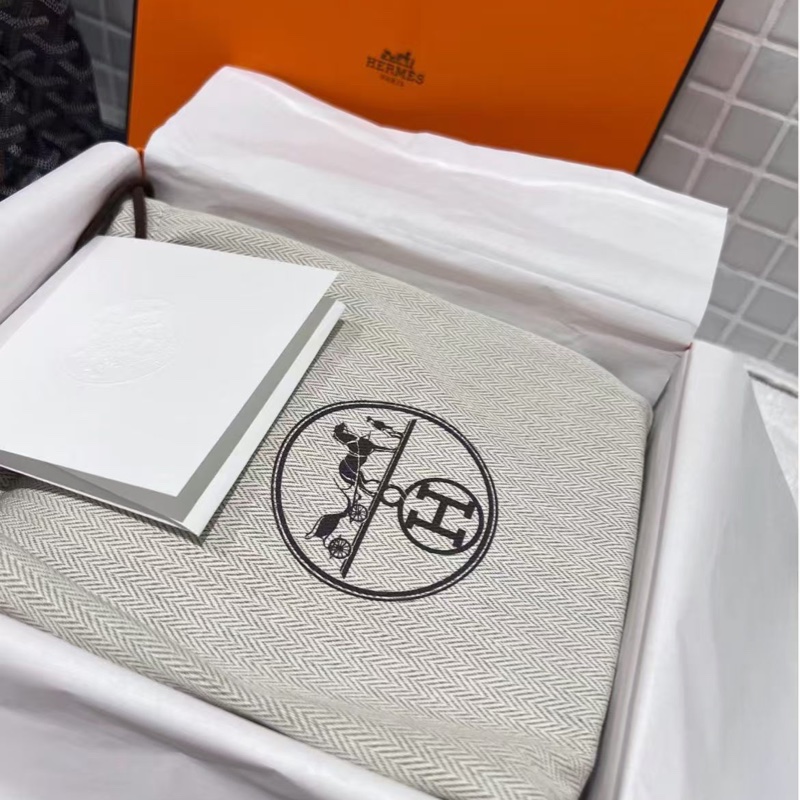 Hermes 全新閒置 mini evelyne大象灰/銀扣-1