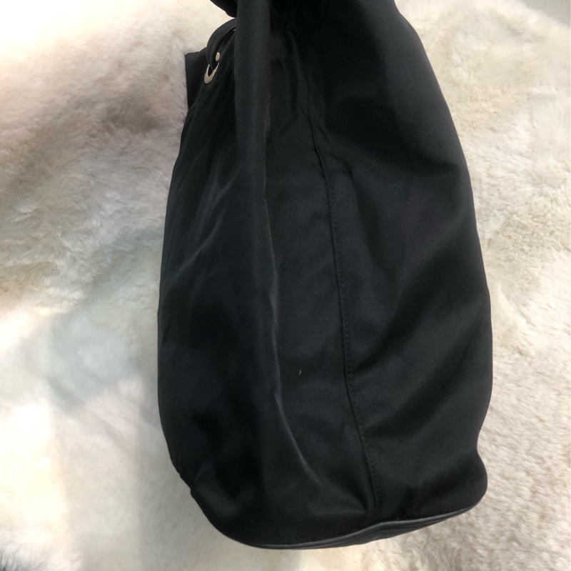 Prada 三角標黑色上肩袋 XC528-2