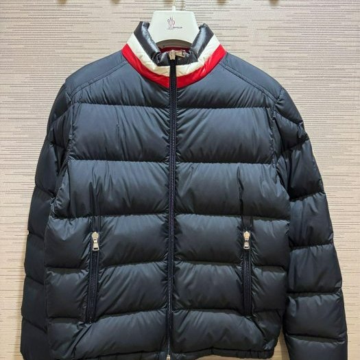 💎Han's house精品服飾💎moncler 羽絨 外套 可手水洗 現貨 青年款=男成人 S-0