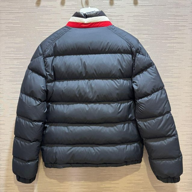 💎Han's house精品服飾💎moncler 羽絨 外套 可手水洗 現貨 青年款=男成人 S-1