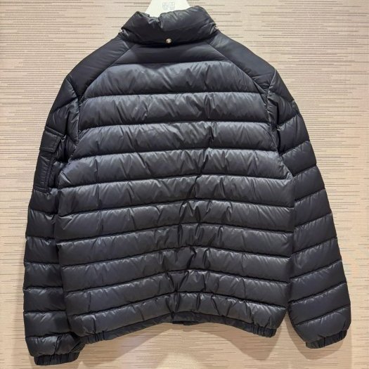 💎Han's house精品服飾💎 moncler LAUROS 羽絨 連帽 可拆 外套 可手水洗 青年款-3