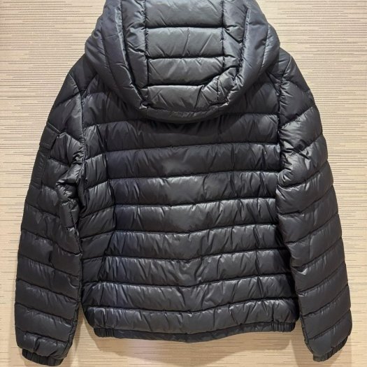 💎Han's house精品服飾💎 moncler LAUROS 羽絨 連帽 可拆 外套 可手水洗 青年款-7
