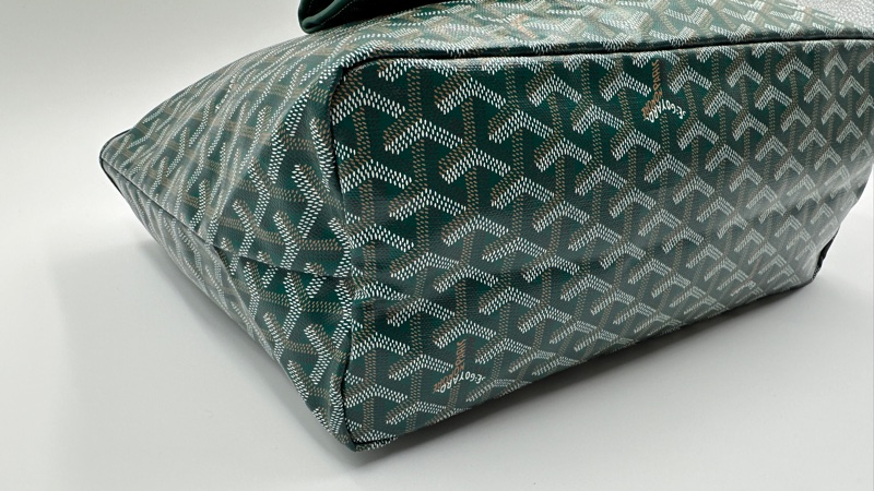 實照拍攝全新自售附購證 GOYARD 綠色PM包-8