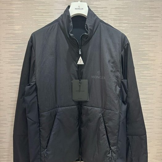 💎Han's house精品服飾💎moncler Farret 消光 黑牌 機能 保暖 防水 外套 現貨5 原價 34400-1