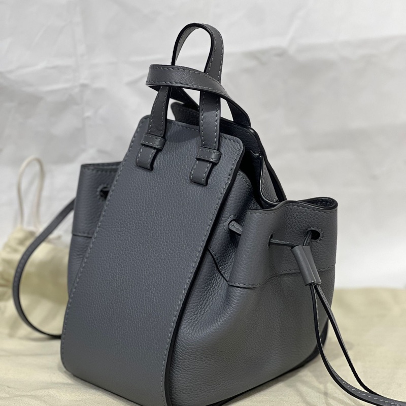有購證！Loewe 羅意威 Hammock mini迷你吊床包 煙灰色-5
