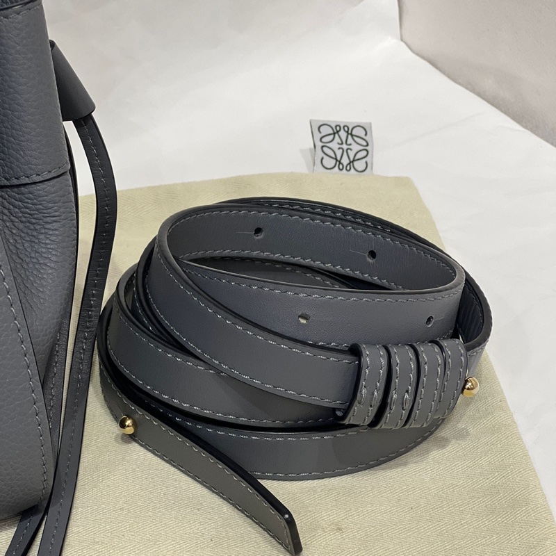 有購證！Loewe 羅意威 Hammock mini迷你吊床包 煙灰色-12